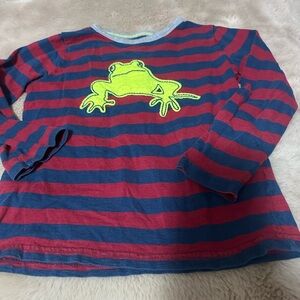 Frog long sleeve appliqué tee
Size 4-5
